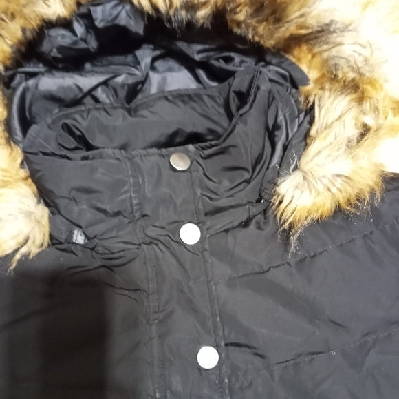 Reitmans down jacket. Size xs. Good Used condition. - Picture 5 of 16